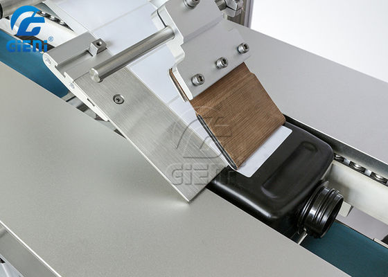 250 पीसी / मिन टॉप बॉटम टू साइड लेबलिंग मशीन श्रिंक स्लीव एप्लिकेटर मशीन